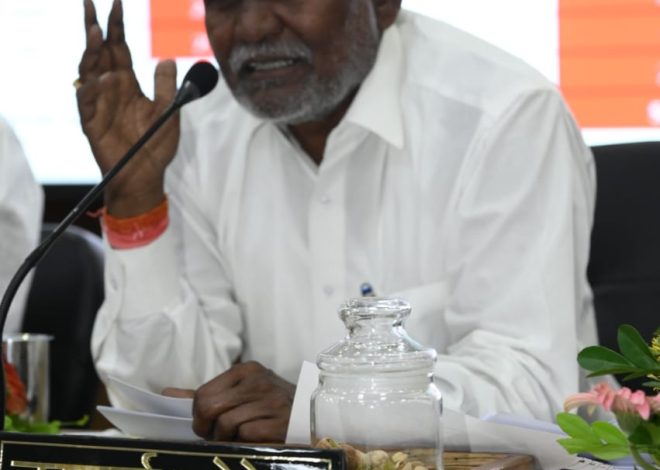 मुख्यमंत्री का अधिकारियों को निर्देश
