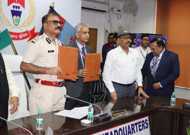 पुलिसकर्मियों को एक करोड़ का मुफ्त एक्सीडेंटल क्लेम…….