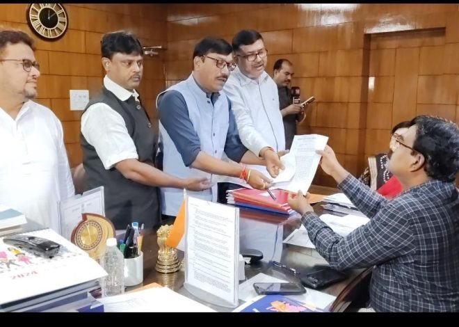 अपने नेता के बचाव में उतरी कांग्रेस, चुनाव आयोग से की बीजेपी पर अपवाह फैलाने की शिकायत, सौंपा ज्ञापन….