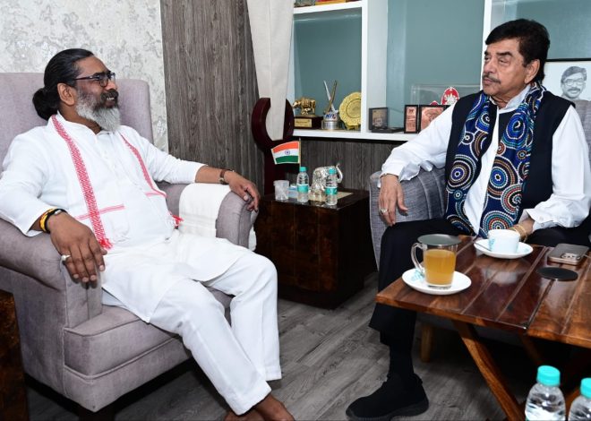 मुख्यमंत्री से सांसद सह फिल्म अभिनेता शत्रुघ्न सिन्हा ने की मुलाकात, राज्य में फिल्मों के निर्माण एवं शूटिंग की संभावनाएं पर की चर्चा…….