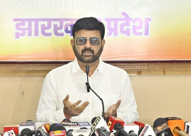 हेमंत सरकार विकास से सीधे जुड़े विभागों की अनदेखी कर रही है- प्रतुल शाह देव