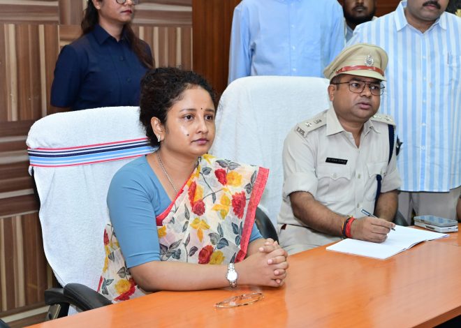 गांडेय विधायक श्रीमती कल्पना सोरेन ने गिरिडीह परिसदन में एक अहम बैठक