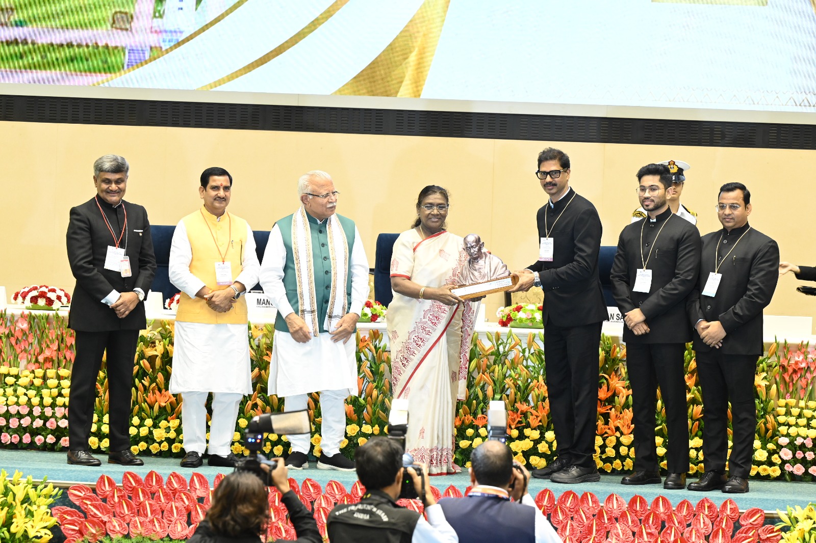 राज्य के कुशल नेतृत्व को फिर मिला सम्मान, शहरी स्वच्छता में झारखंड के शहरों का दबदबा जारी……….