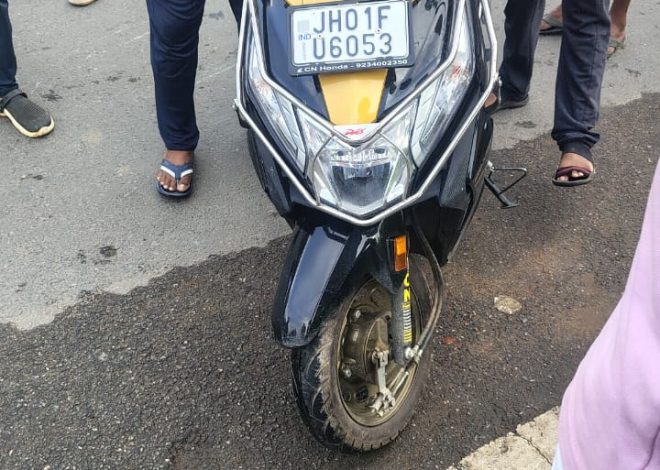 राँची के कांके रोड पर शुक्रवार सुबह एक दर्दनाक सड़क हादसा