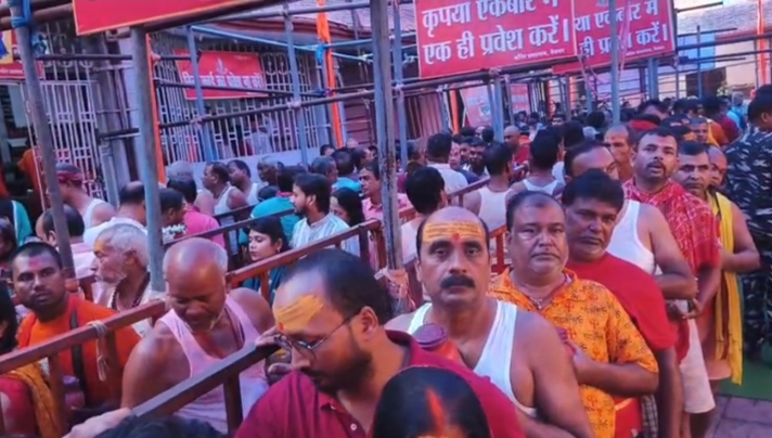 देवघर में अनन्त चतुर्दशी कि भारी भिड़