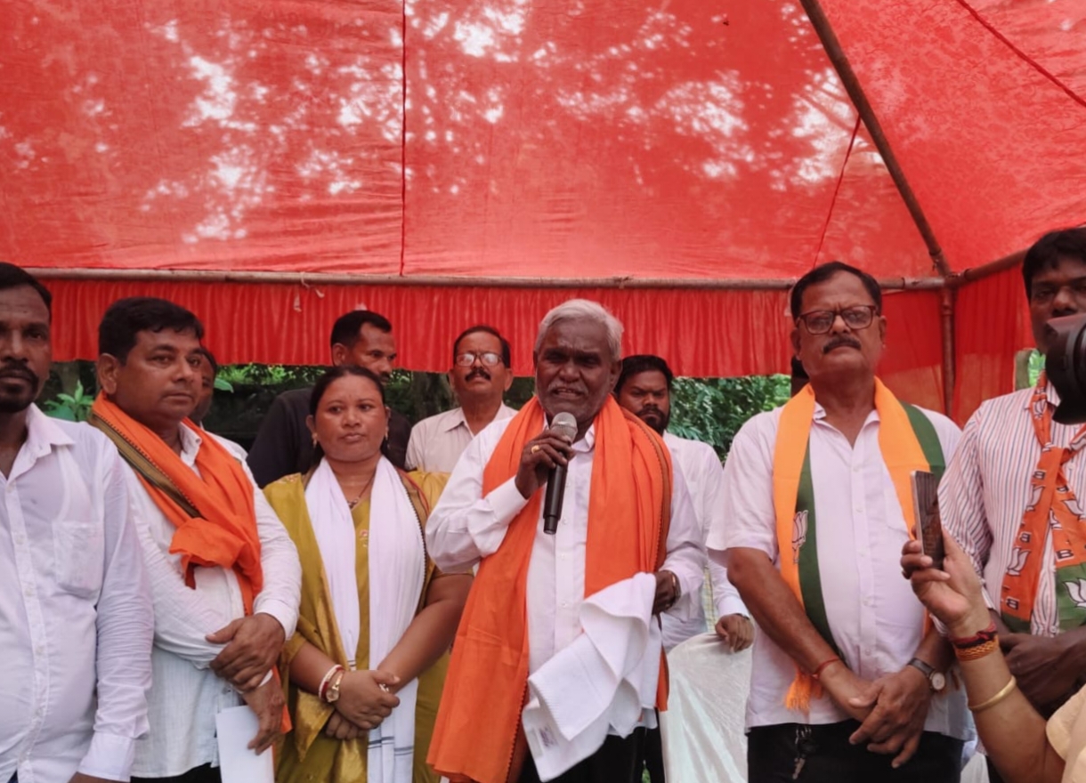 भाजपा प्रदर्शन रैली में शामिल हुए पूर्व सीएम चंपाई सोरेन