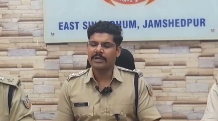 जमशेदपुर के बिष्टुपुर में 30 लाख की लूट और फायरिंग का पुलिस ने किया खुलासा, चार अपराधी गिरफ्तार