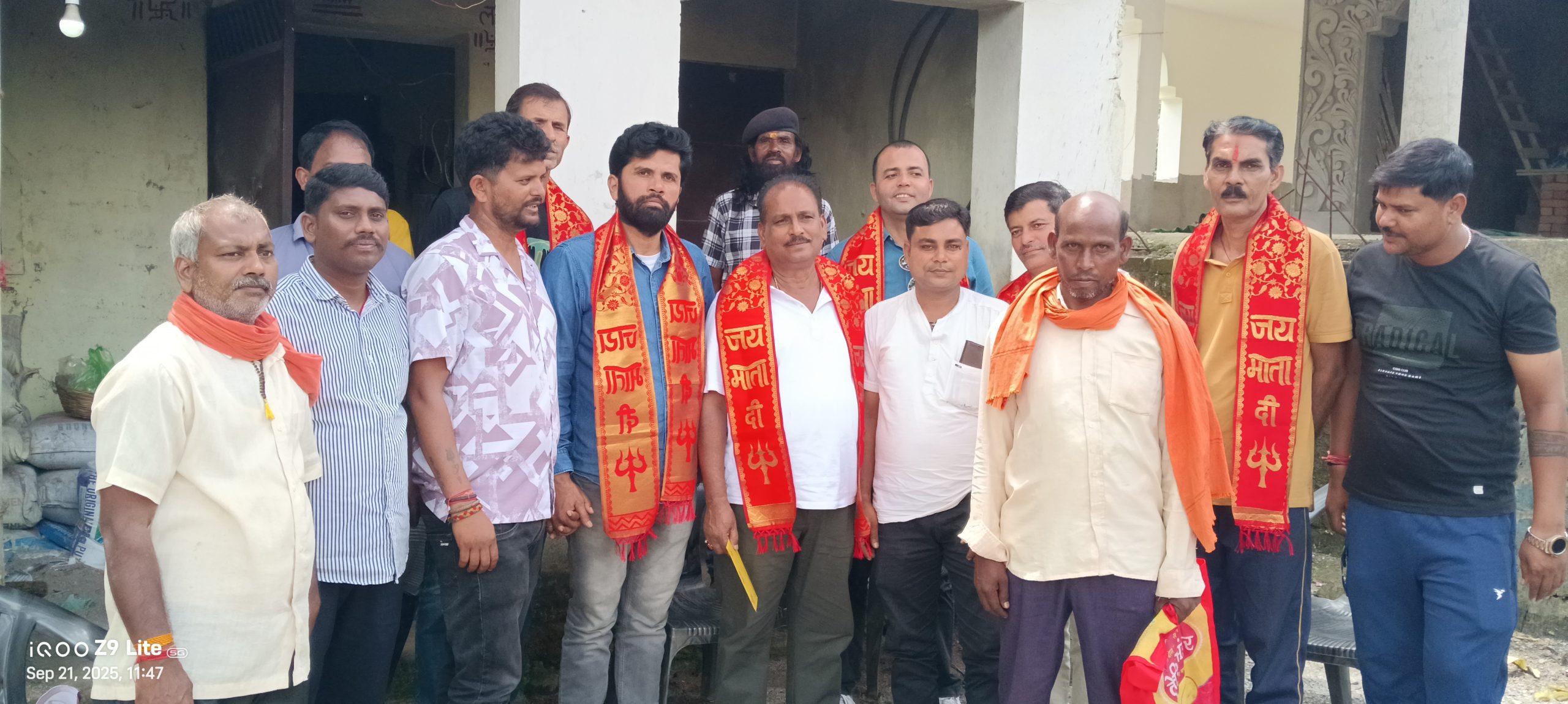 ओवरीया रोड के हनुमान मंदिर दुर्गा पूजा समिति इस बार धूमधाम से मनाएगा दुर्गा पूजा