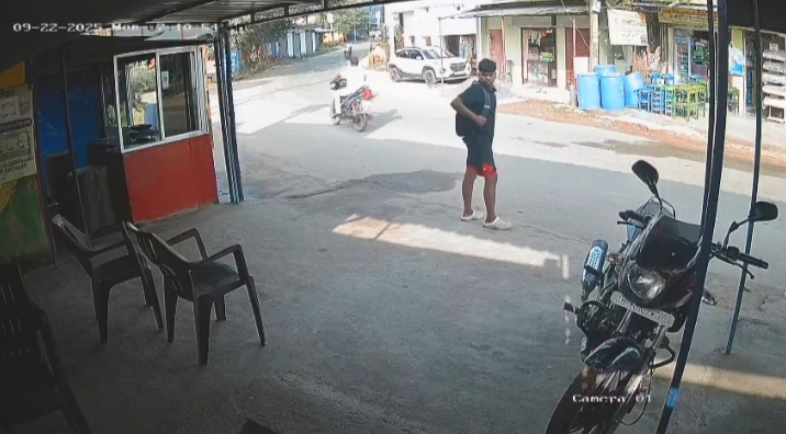 पिठोरिया में बाइक चोरों का आतंक, दो दिन में दो वारदातों से दहशत सीसीटीवी में कैद हुई चोरी, पुलिस अब तक खाली हाथ