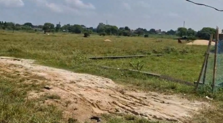 जमीन देने के नाम पर ठगी, पुलिस थाने पहुँचा पीड़ित