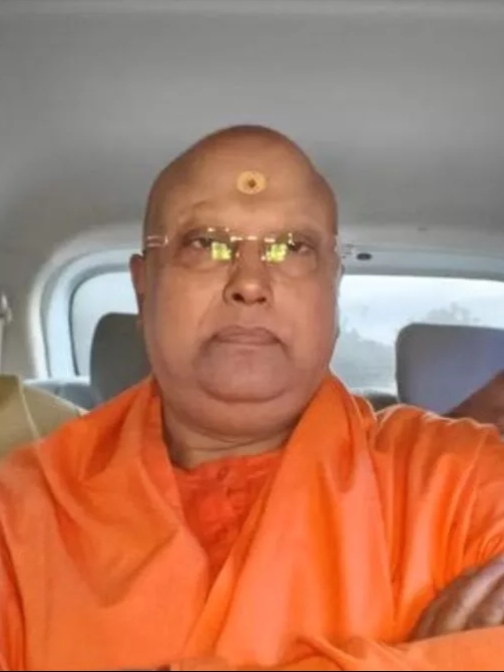 स्वयंभू बाबा चैतन्यानंद गिरफ्तार, पाँच दिन की पुलिस हिरासत में भेजे गए