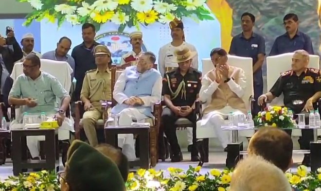 तीन दिवसीय ईस्ट टेक सिंपोजियम कि शुरुआत 19 सितंबर से दीप प्रज्वलित करके शरू किया गया 