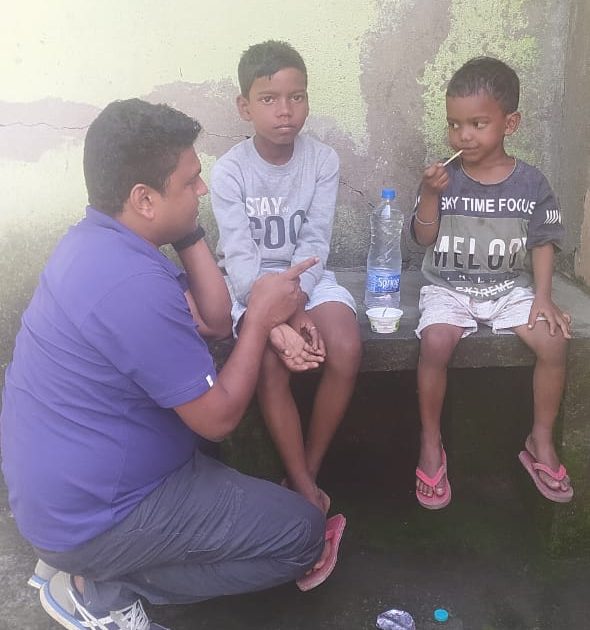 गीतिलता मुख्य सड़क पर दो बच्चे भटके, पुलिस कर रही जांच