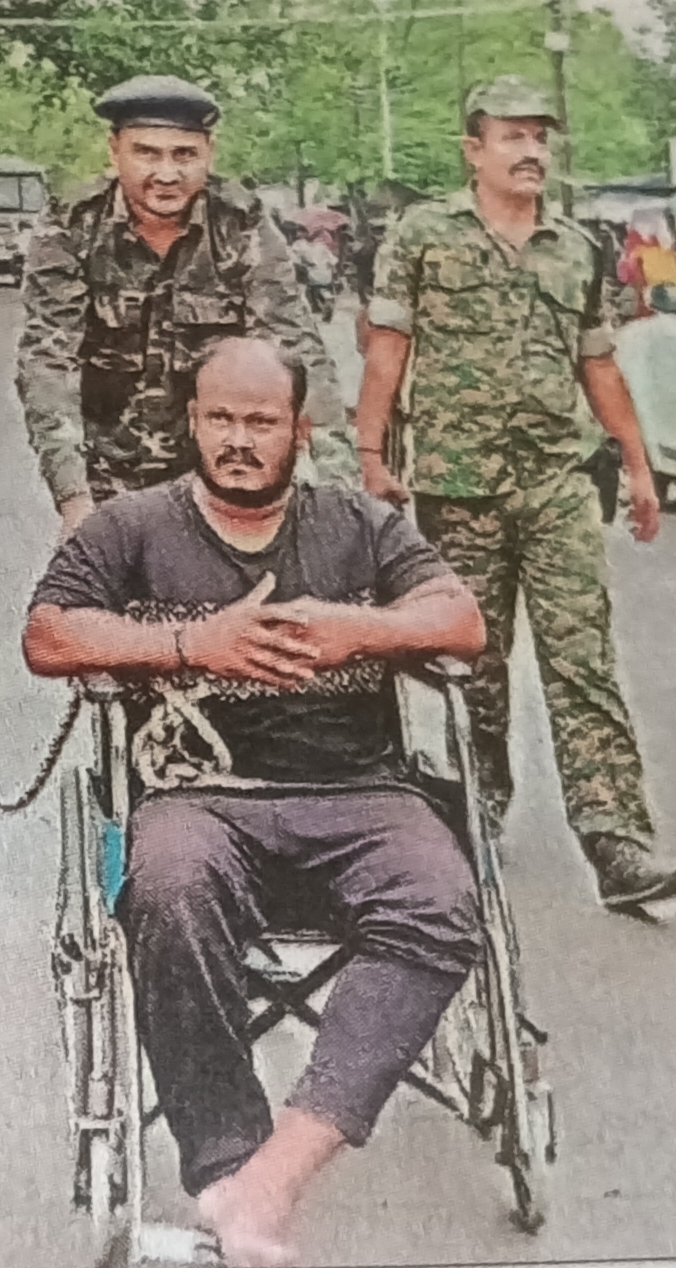 धनबाद गैंगवार कनेक्शन में पुलिस की बड़ी कार्रवाई, प्रिंस खान गिरोह का शूटर गिरफ्तार