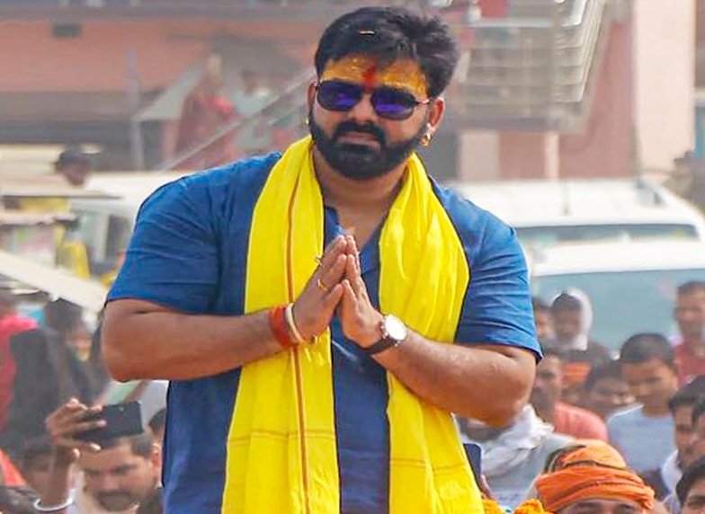भोजपुरी स्टार पवन सिंह की सक्रिय राजनीति में एंट्री तय