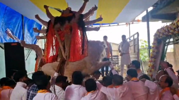 जमशेदपुर सुंदरनगर में माँ दुर्गा का भव्य विसर्जन शोभायात्रा