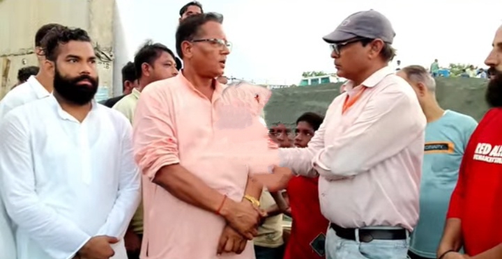 गोलाबाजार चेरकी रोड अंडरपास कार्य स्थगित कर दिया गया 