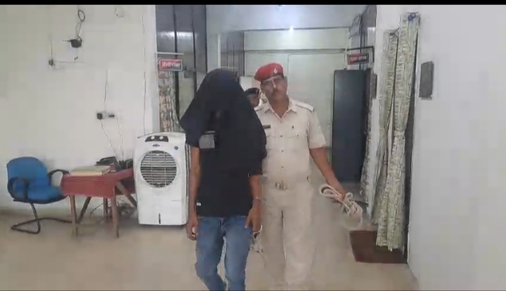 कुख्यात अपराधी साजिद अंसारी अवैध हथियार के साथ गिरफ्तार