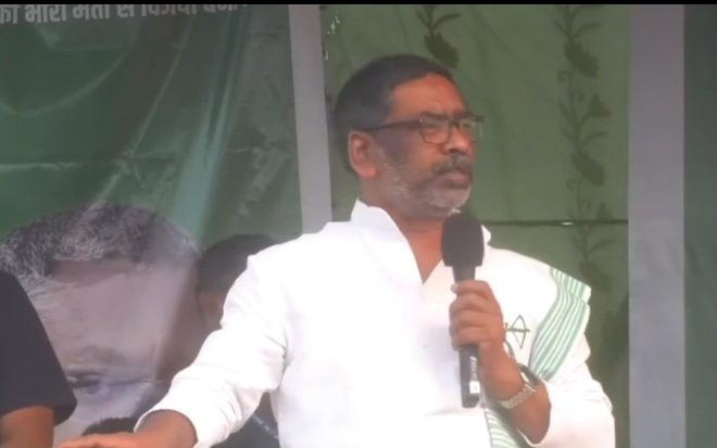 मुख्यमंत्री हेमंत सोरेन ने मुसाबनी में जनसभा को किया संबोधित, झामुमो प्रत्याशी सोमेश सोरेन के लिए मांगा समर्थन