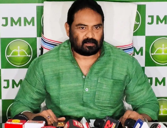 14वीं JPSC विवाद पर तेज हुई सियासत, झामुमो ने निष्पक्ष जांच का भरोसा दिया, कांग्रेस-भाजपा भी आमने-सामने