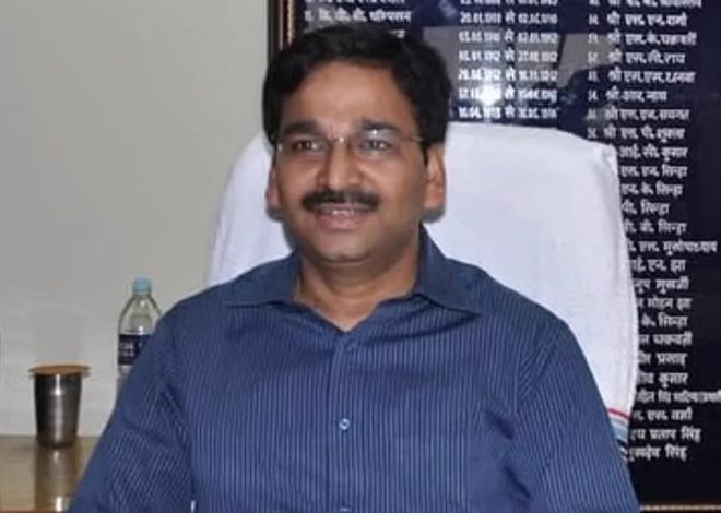 निलंबित IAS विनय कुमार चौबे को सुप्रीम कोर्ट से बड़ी राहत, वनभूमि मामले में मिली जमानत