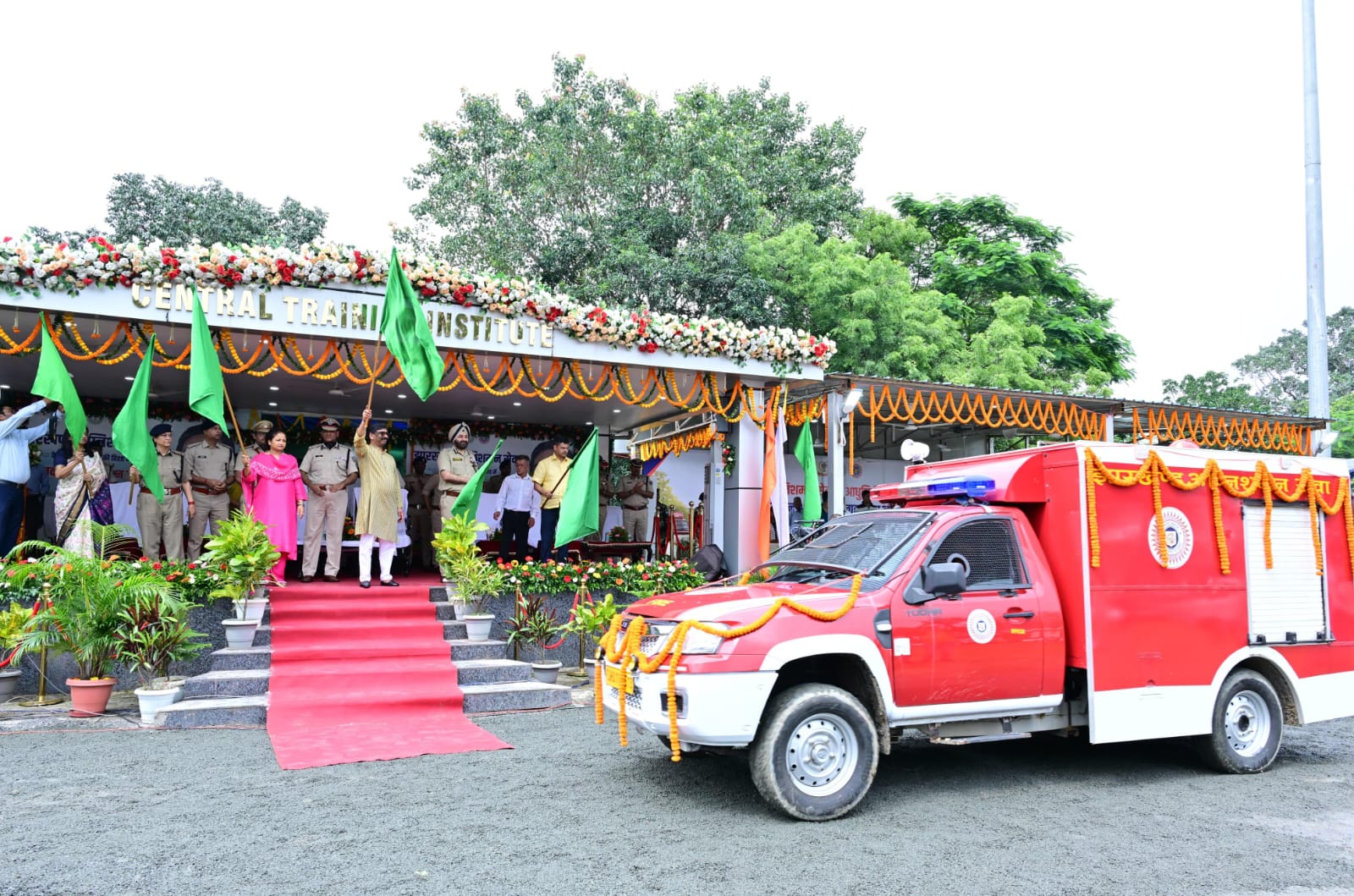 मुख्यमंत्री ने राज्य को सौंपी 58 नई आधुनिक फायर गाड़ियां…..