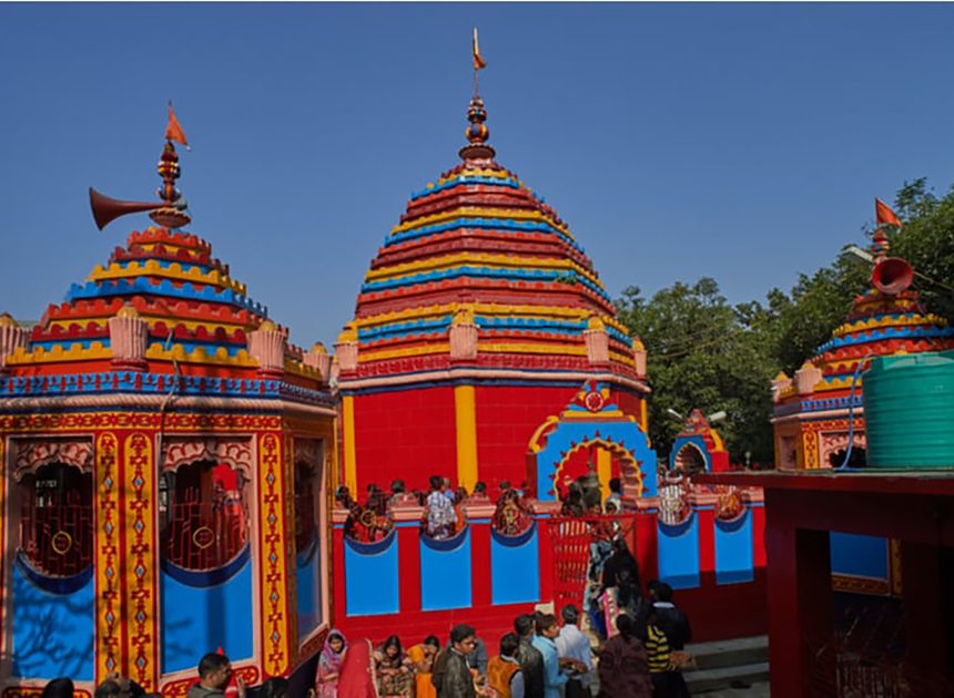 कलश स्थापना के साथ शारदीय नवरात्र शुरू, मां छिन्नमस्तिका के दर्शन के लिए दूर-दूर से उमड़े श्रद्धालु…………………………..
